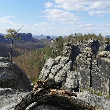 Quarto em Acomodações Particulares Tinyroom Mit Ausblick Königstein
